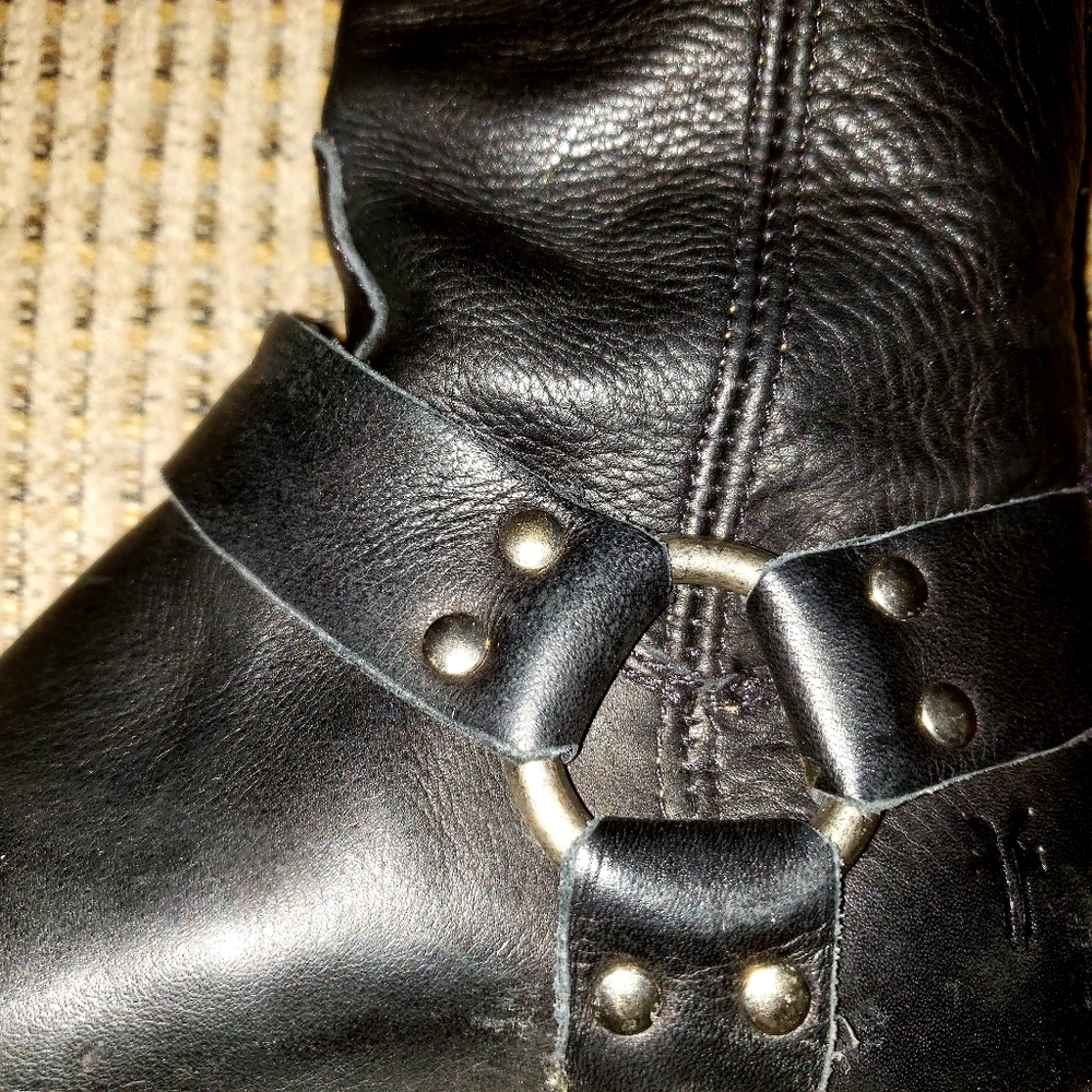 Frye "Phillip Harness" in Black Leather Size 5.5B - Picture 4 of 8